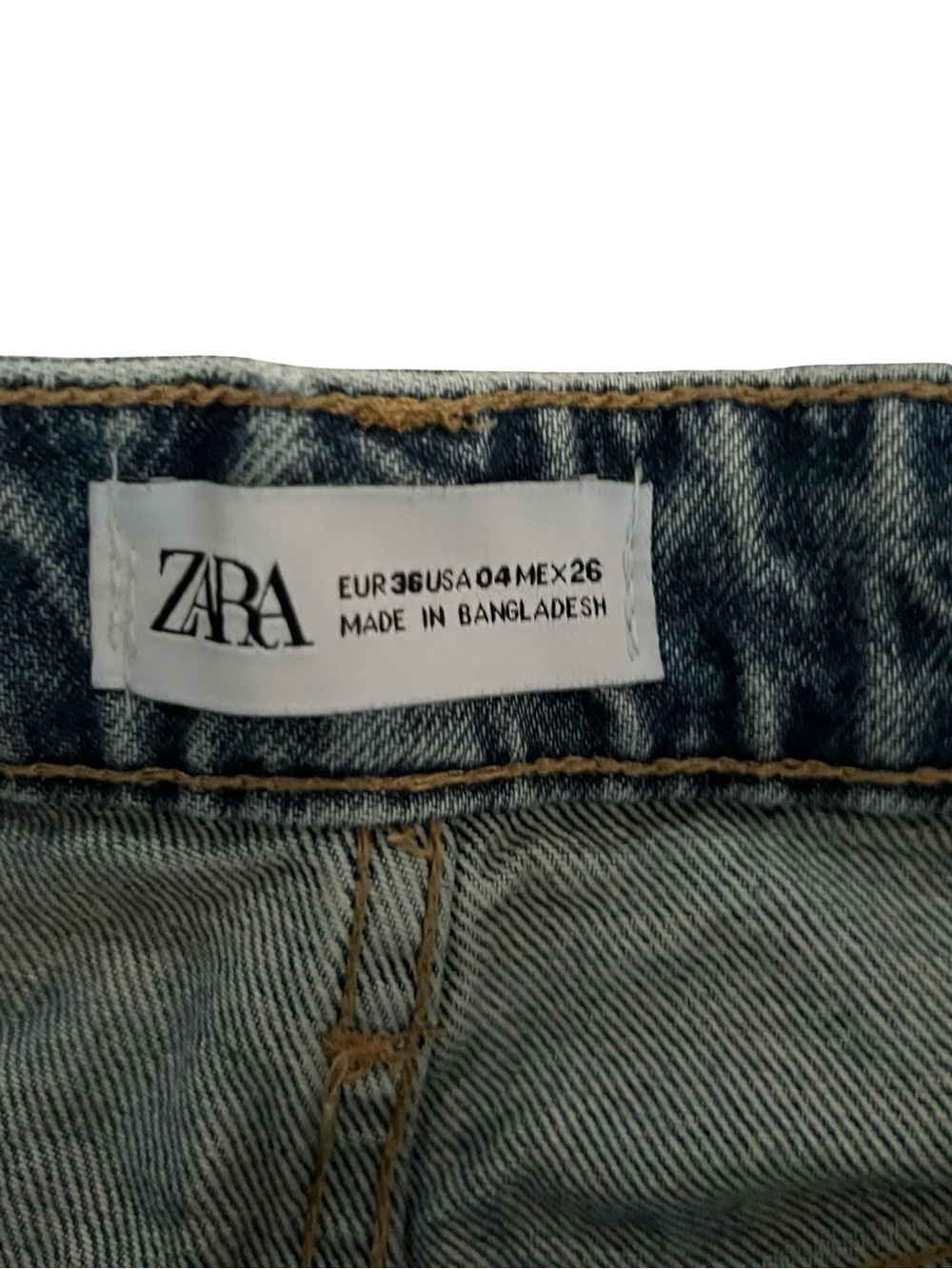 Zara High Rise Distressed Denim Shorts Size 4 | Frayed Raw Hem Festival Summer - Picture 4 of 4